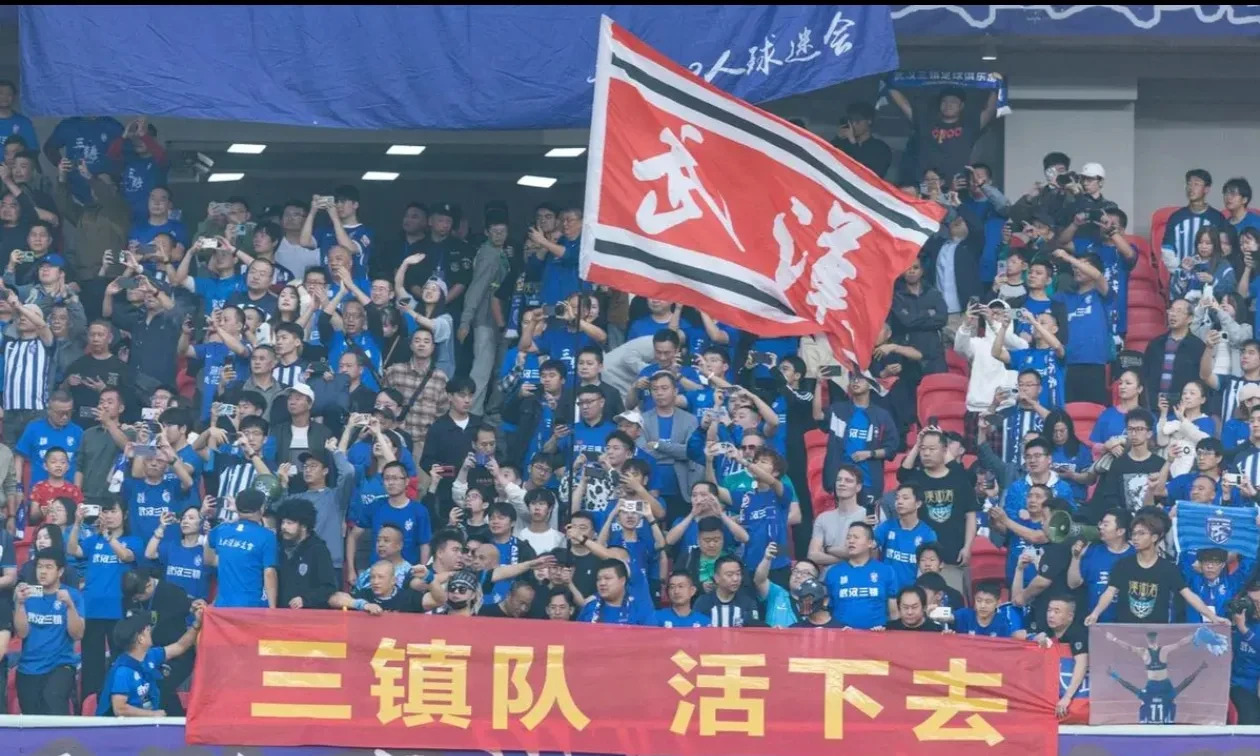 乐鱼体育网址-关于武汉三镇成为本场最大亮点，中超瞬间破防，弹幕刷屏的信息