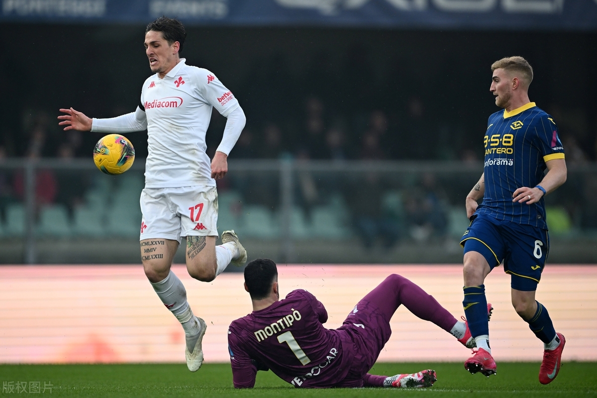 尤文图斯客场-惨败,球队陷入意甲保级泥潭 尤文图斯客场-惨败,球队陷入意甲保级泥潭