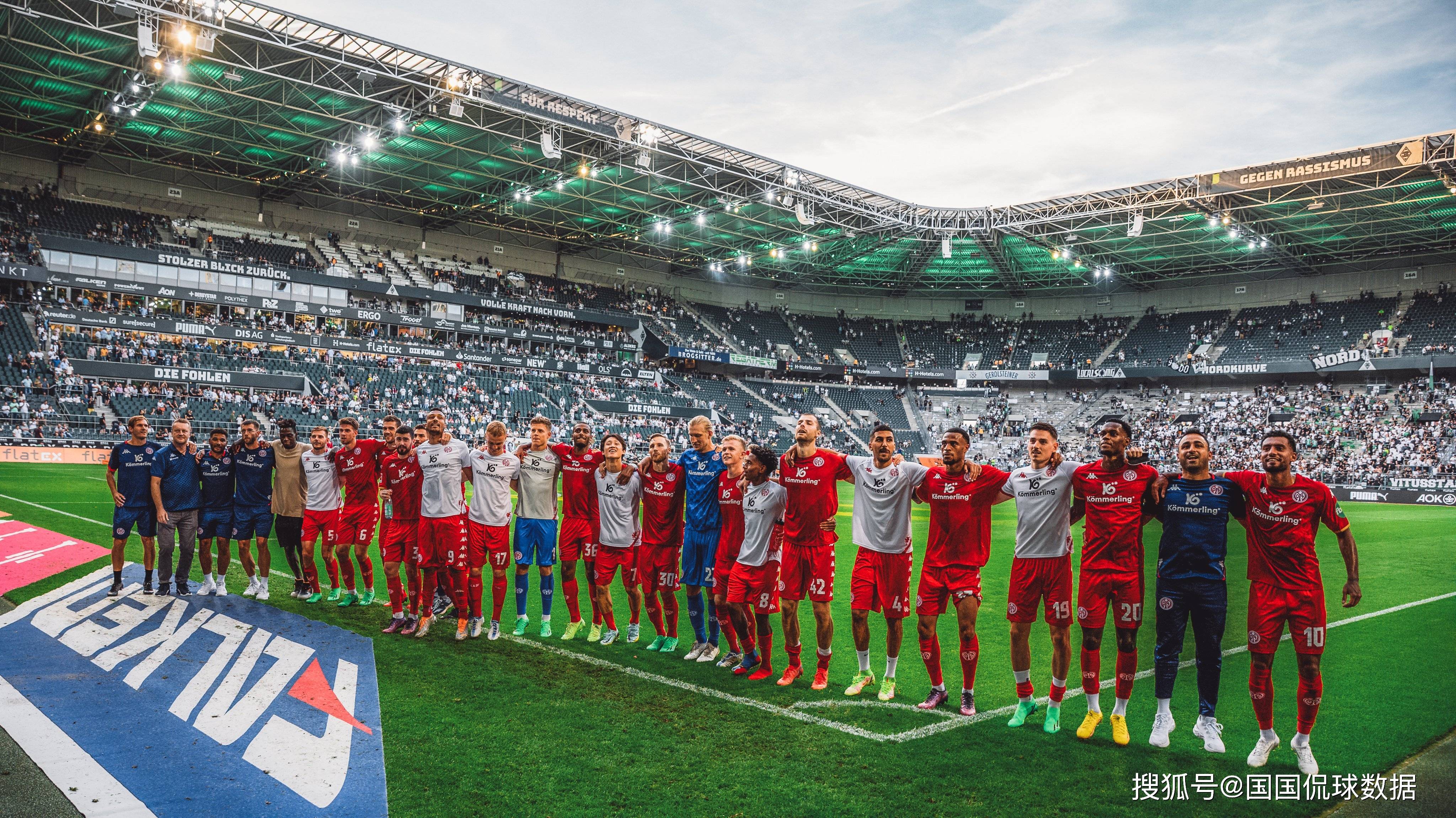 勒沃库森与美因茨对阵,战况激烈 勒沃库森与美因茨对阵,战况激烈