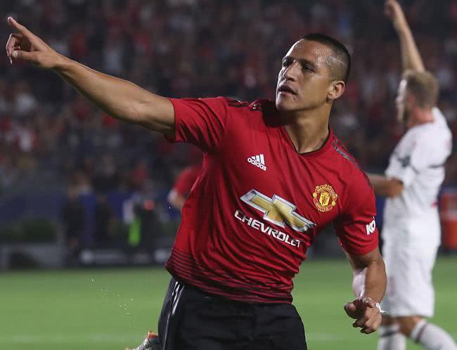 包含皇马宣布与新援桑切斯解约未来何去何从备受瞩目的词条