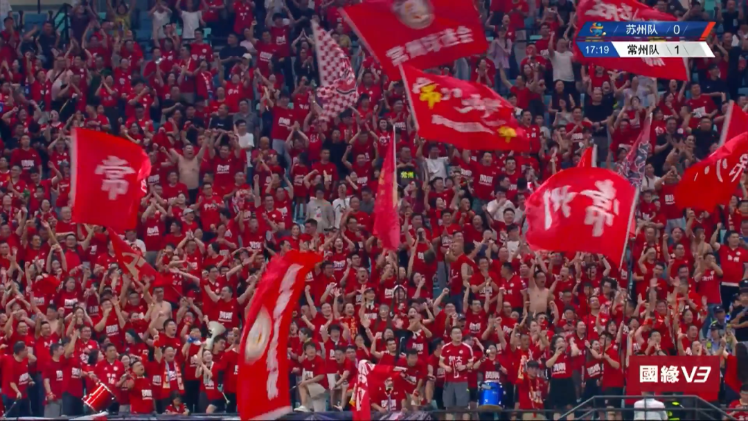 乐鱼体育电竞-精彩比赛场面，观众尖叫声此起彼伏的简单介绍